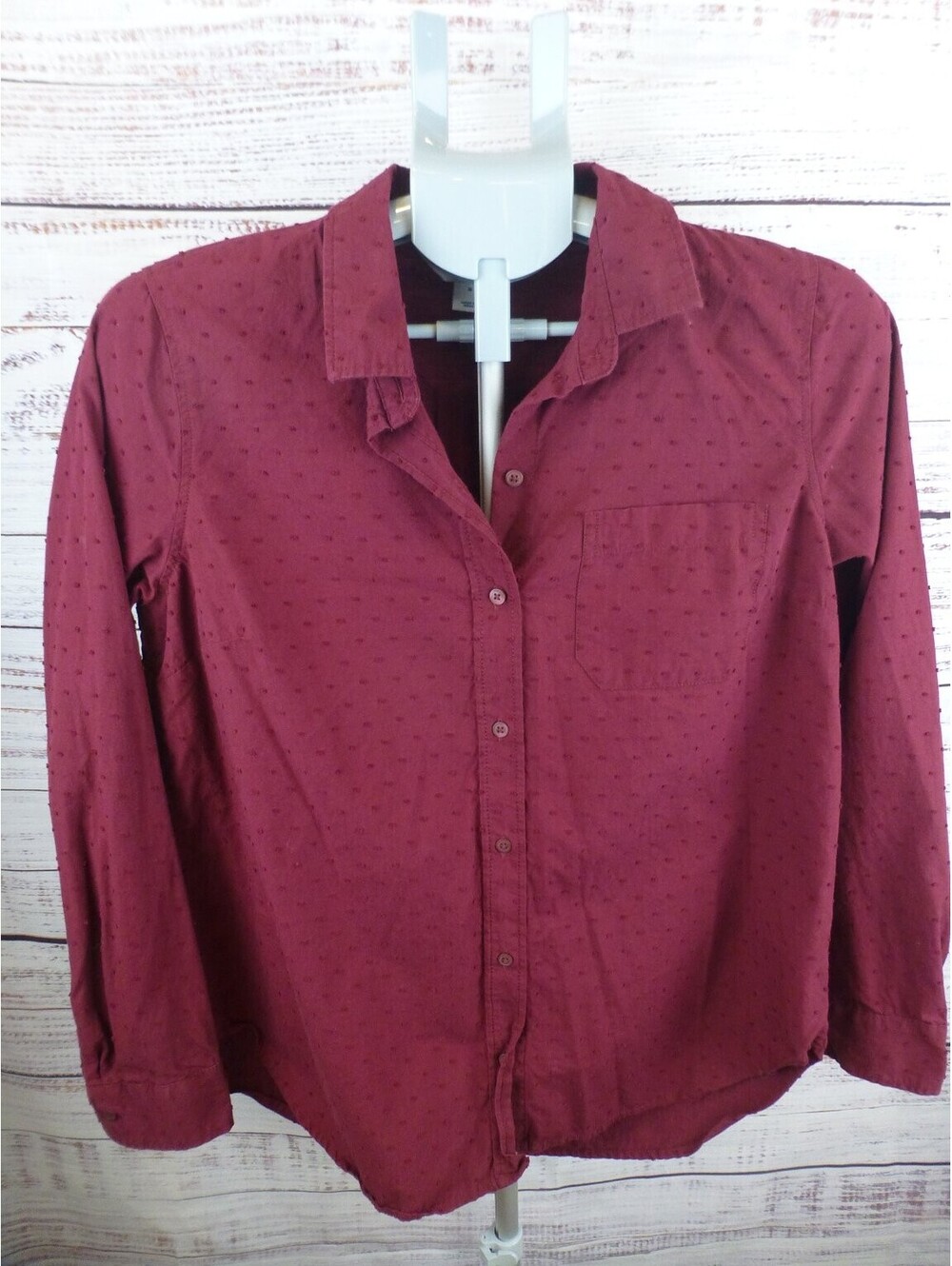 Old Navy Women's Burgundy Textured Dot Classic Button Down Shirt Top Size M -K5